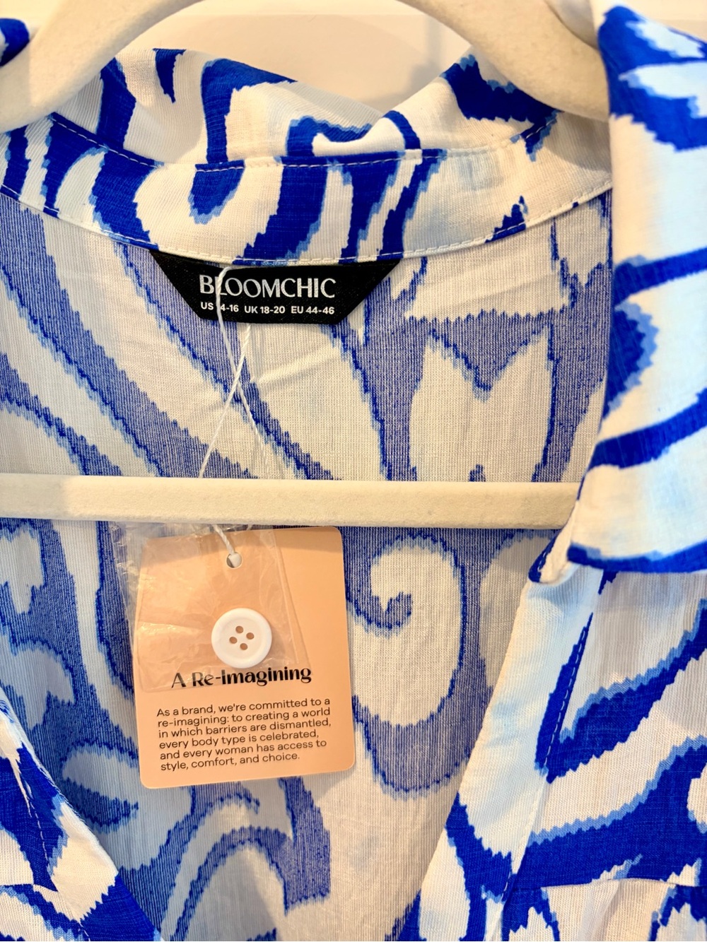 NWT BloomChic Blue and White Button-Front Midi Dress Size 14/16 - Picture 2 of 3